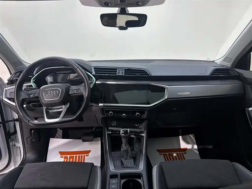 Audi Q3 2022 — фото 17