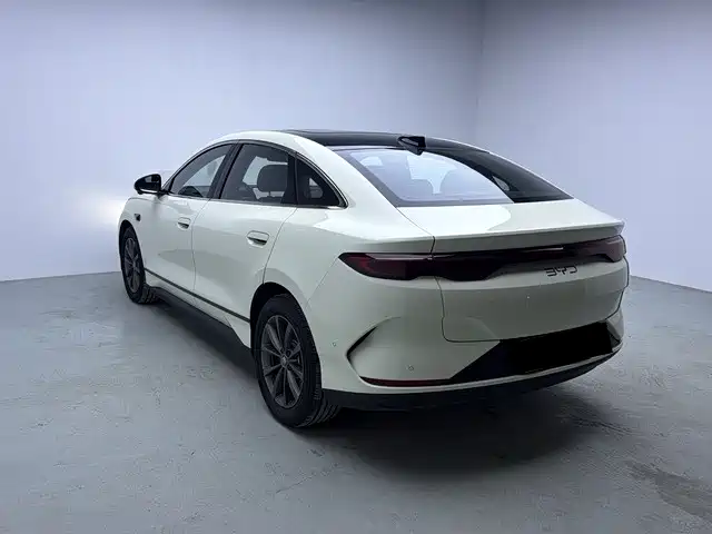 BYD Qin L 2025 — фото 8
