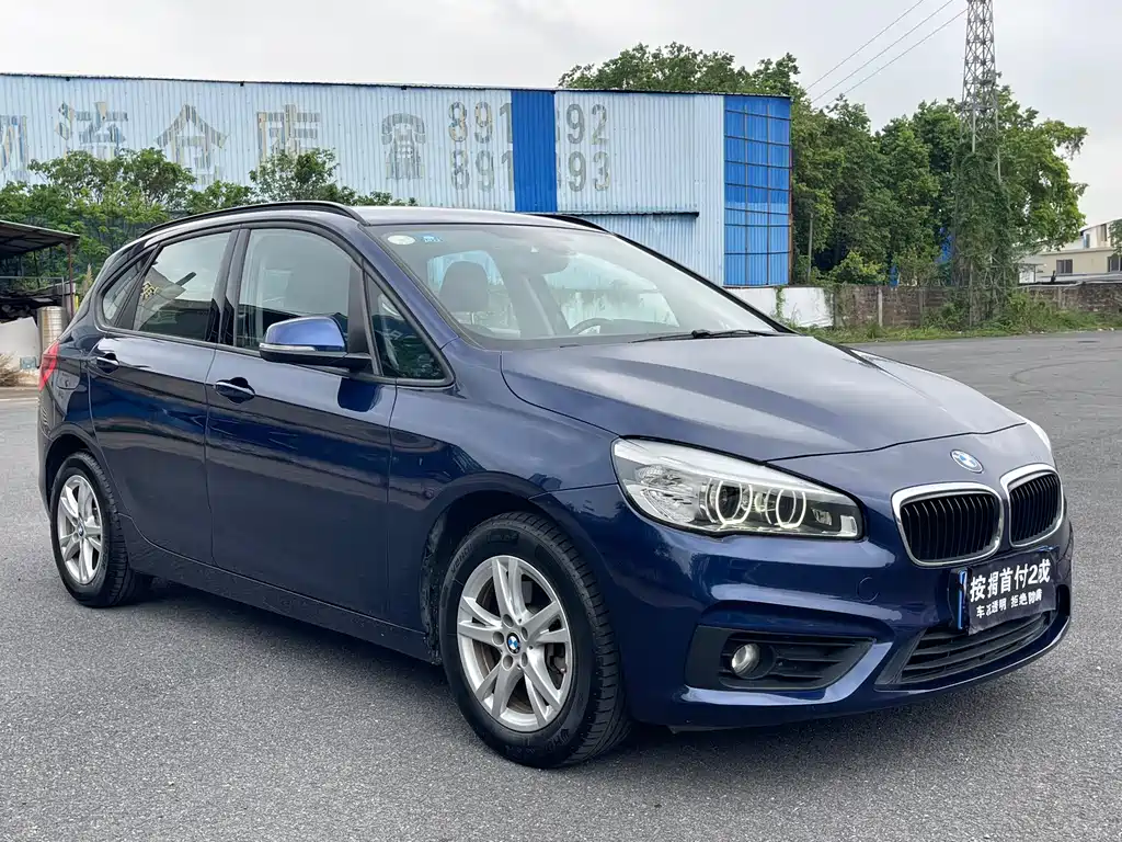 BMW 2 Series Active Tourer 2018 — фото 3