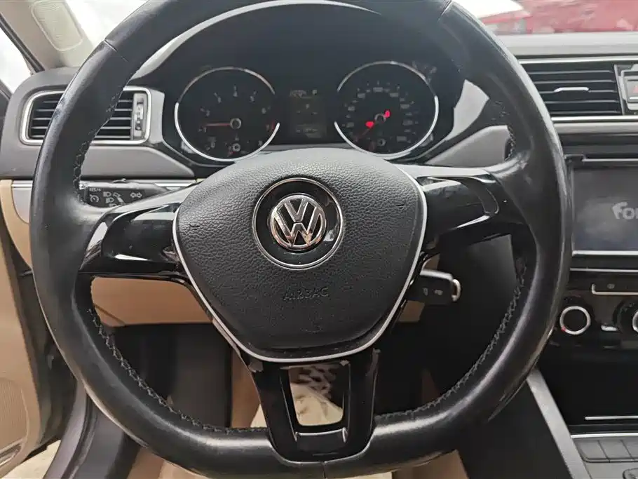 Volkswagen Sagitar 2015 — фото 15
