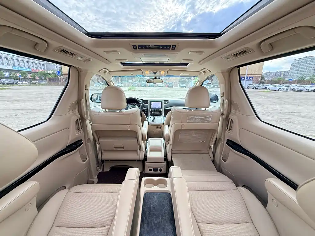 Toyota Alphard 2015 — фото 21