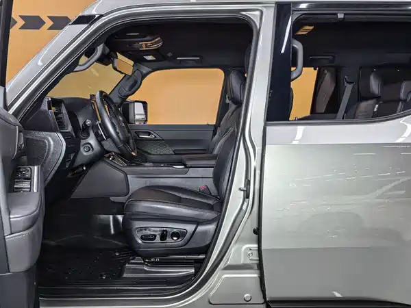 Lexus GX 2024