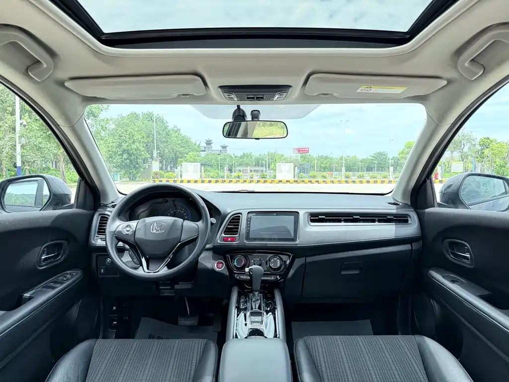 Honda Vezel 2018 — фото 10