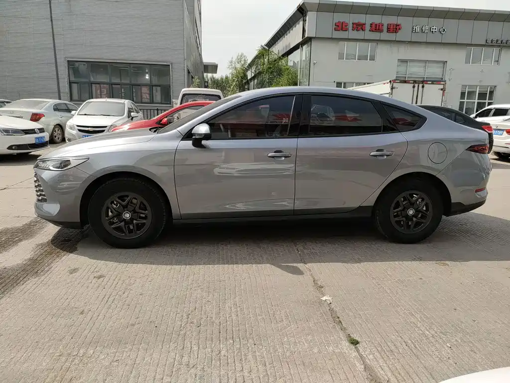 BYD Qin PLUS 2025 — фото 10