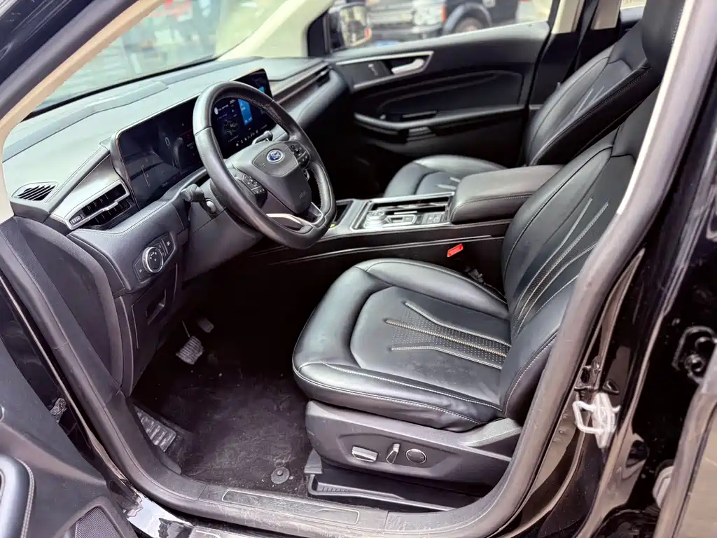 Ford Edge 2021 — фото 17