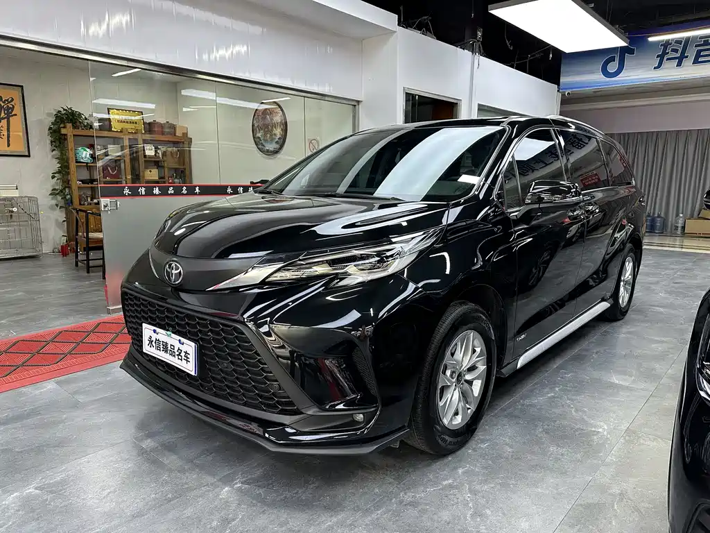 Toyota Granvia 2025