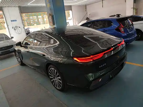 Geely Galaxy Starshine 8 2025
