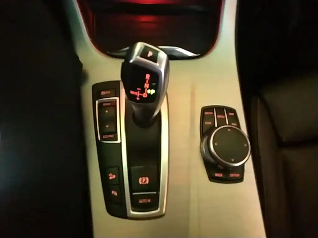 BMW X4 2017 — фото 14