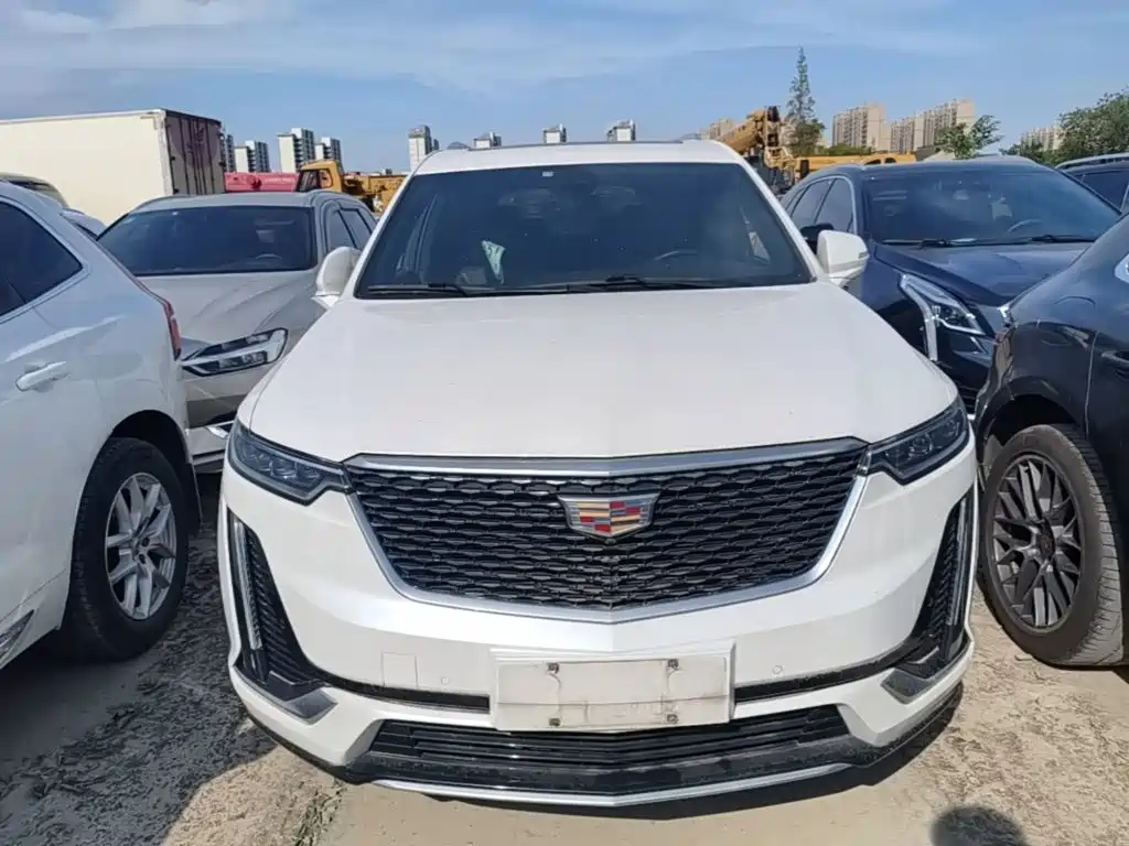 Cadillac XT6 2021 — фото 3