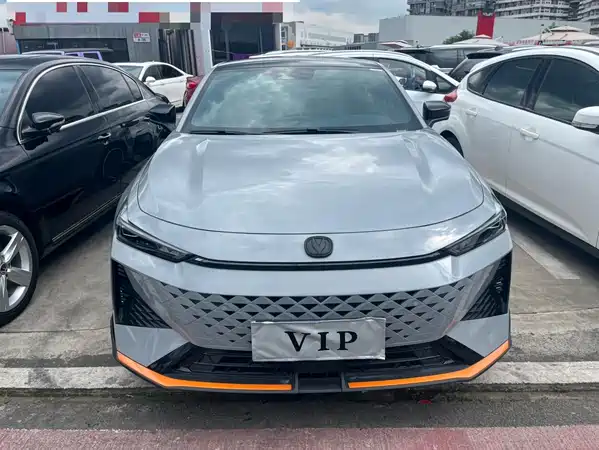 Changan UNI-V 2024