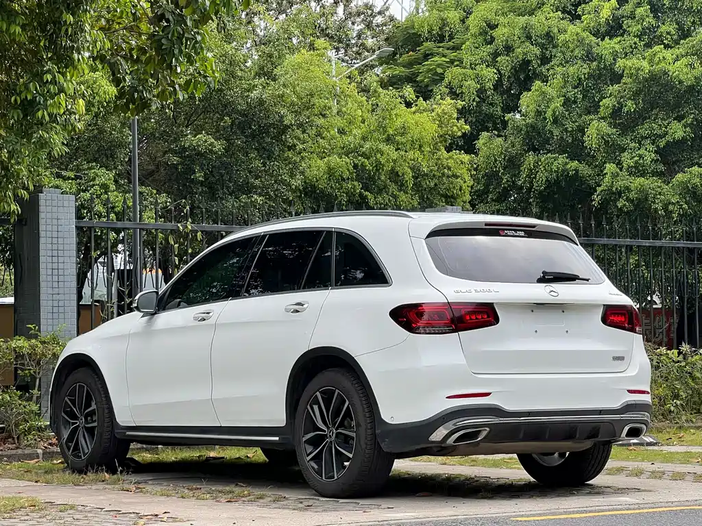 Mercedes-Benz GLC 2020 — фото 9