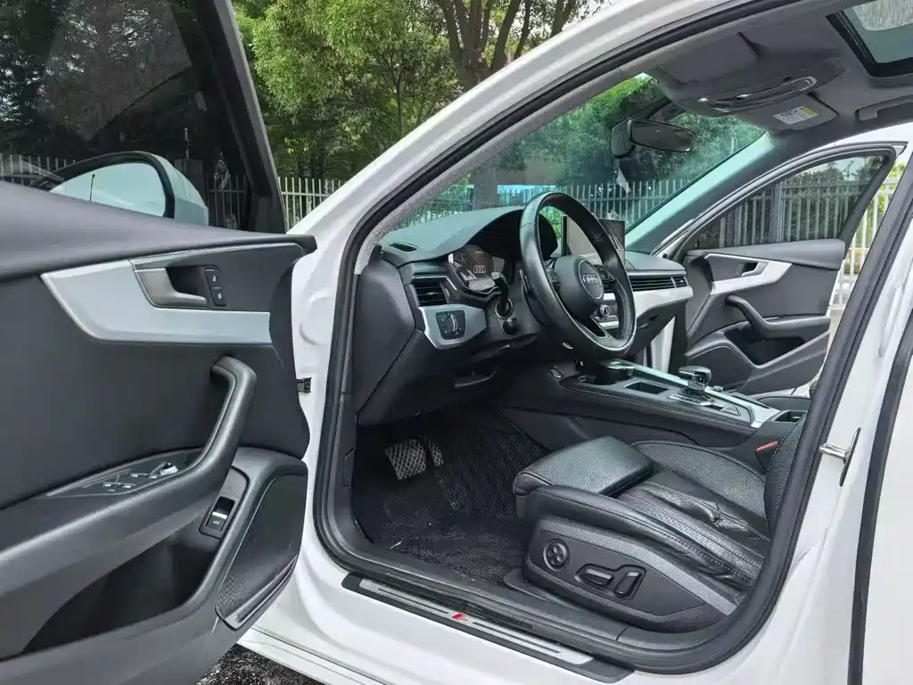Audi A4L 2022
