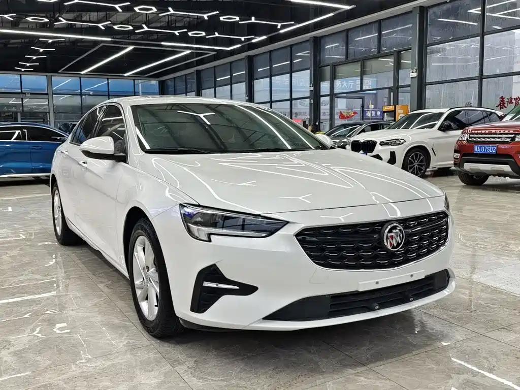Buick Regal 2022 — фото 15