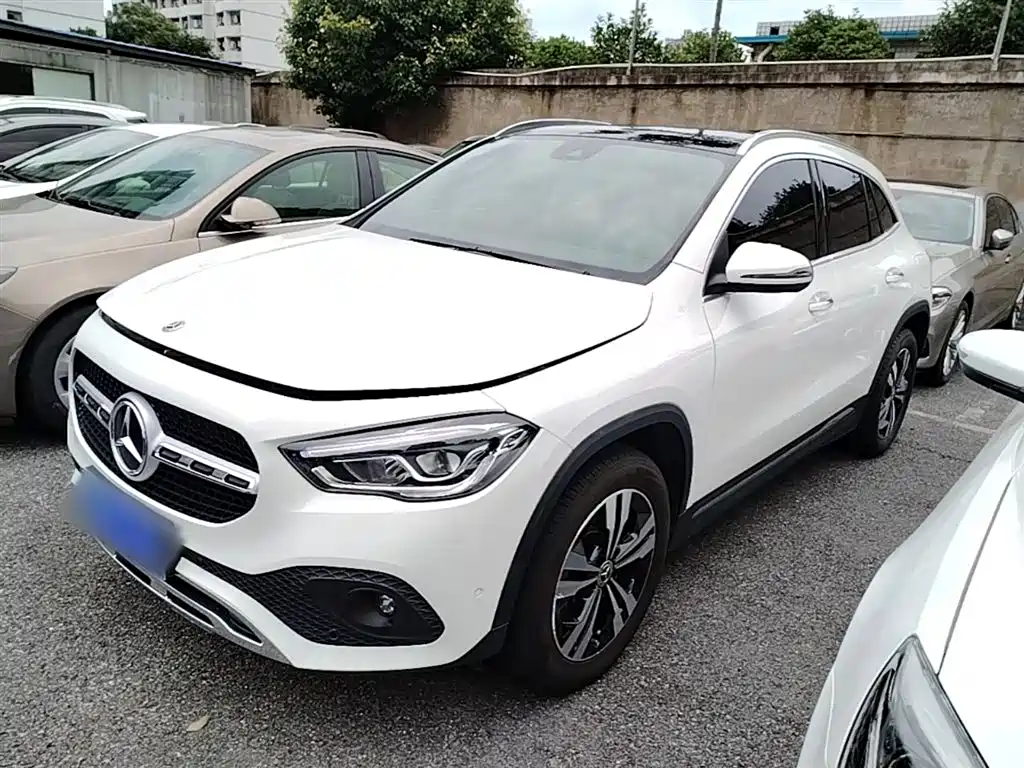 Mercedes-Benz GLA 2022 — фото 2
