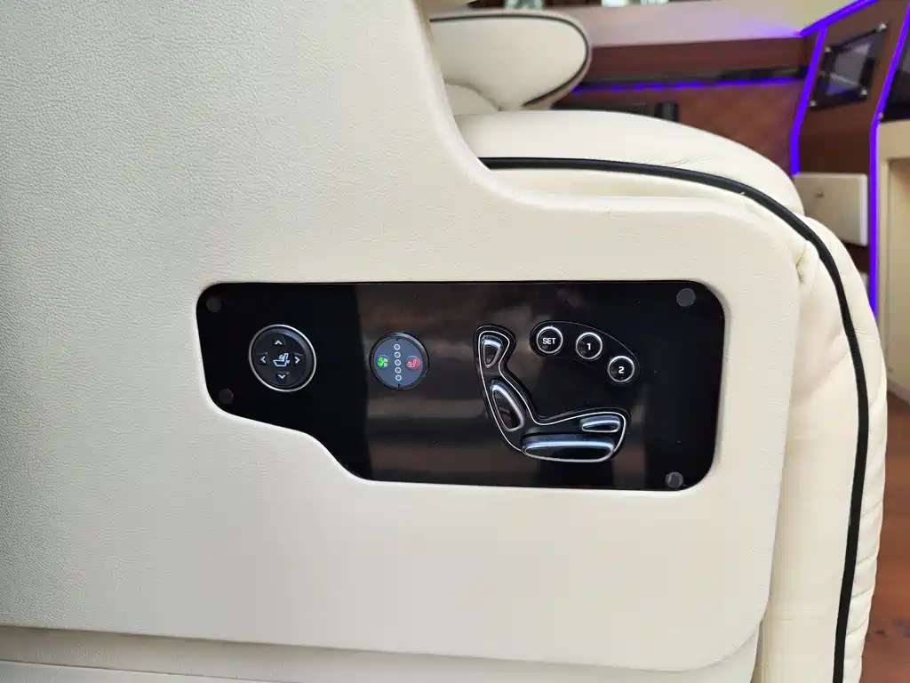 Mercedes-Benz Sprinter 2015 — фото 25