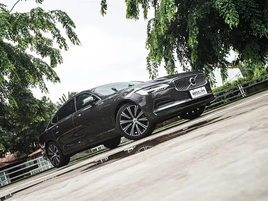 Volvo S90 2022 — фото 4