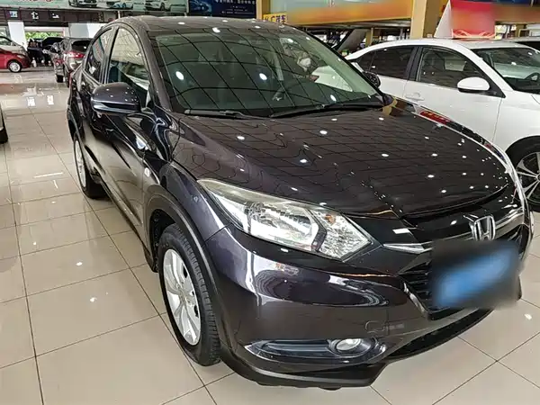 Honda Vezel 2015