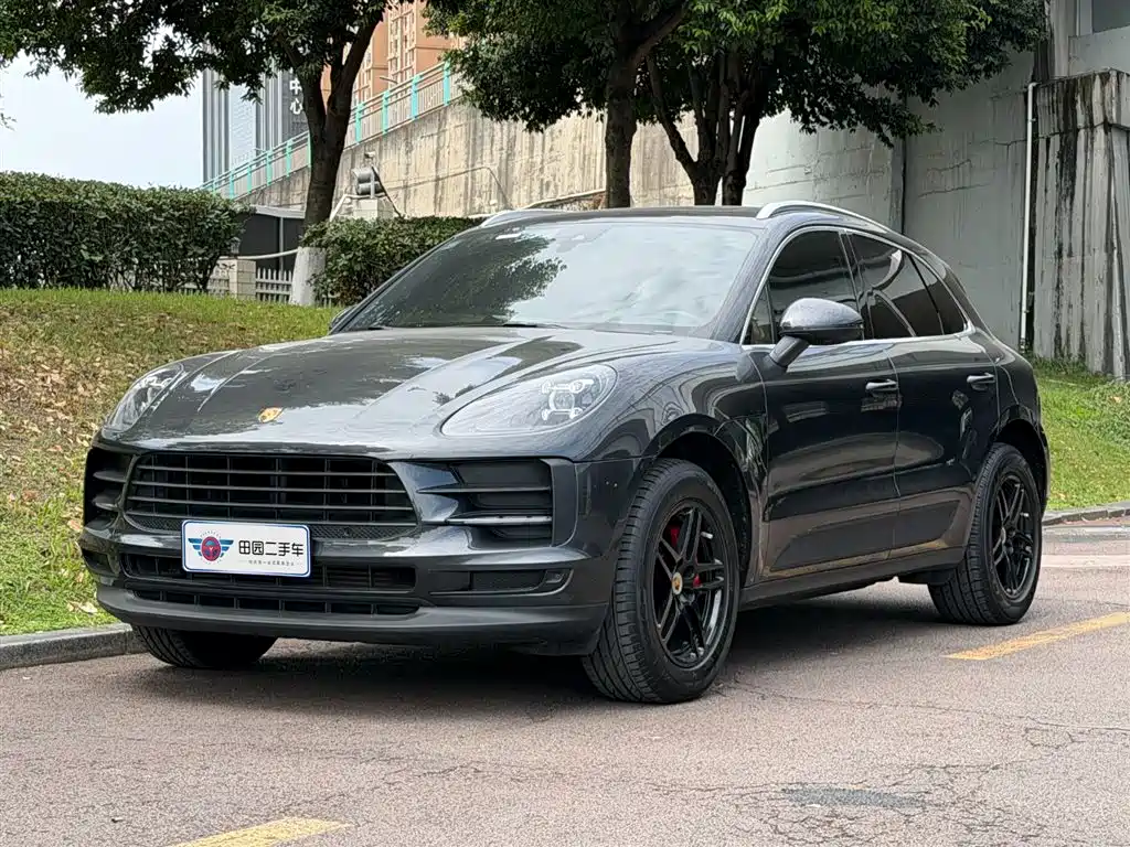 Porsche Macan 2019 — фото 1