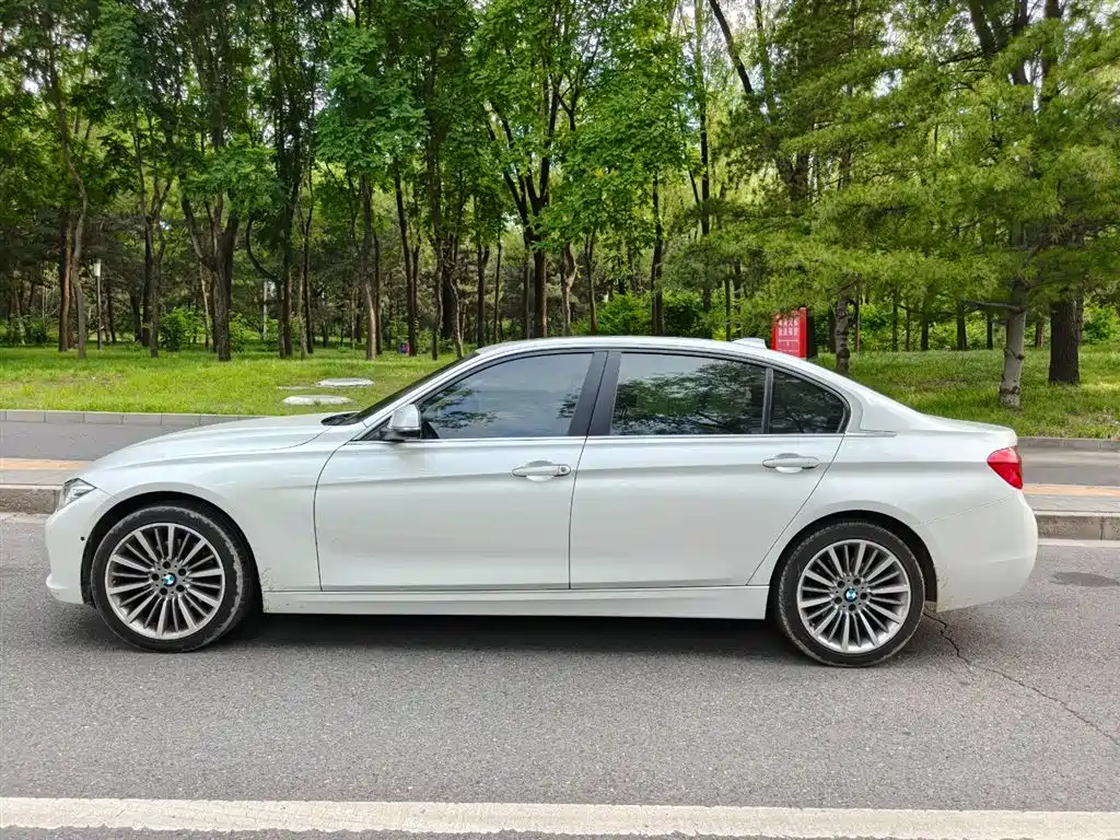 BMW 3 Series 2019 — фото 3