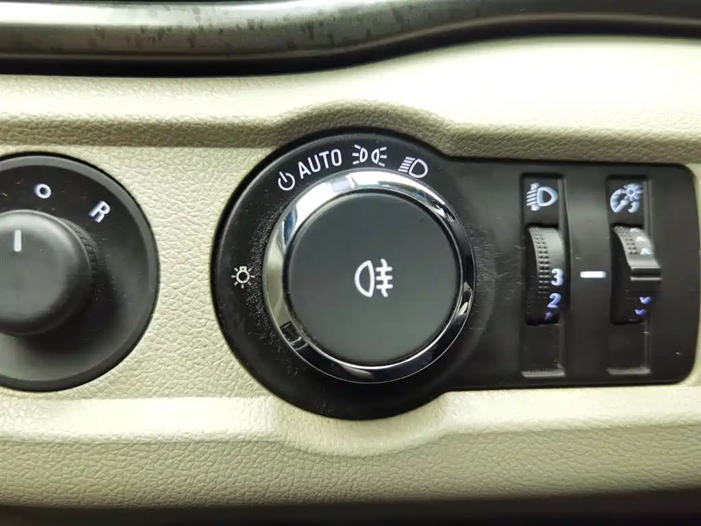 Buick Excelle 2018 — фото 21