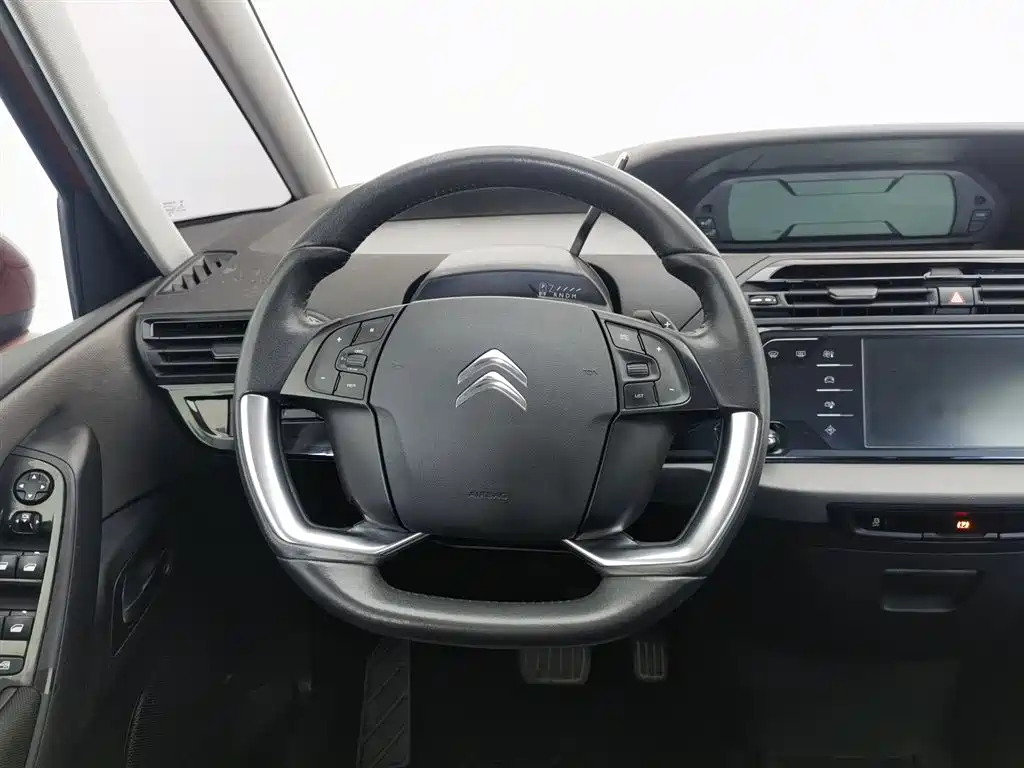 Citroen C4 Picasso 2019 — фото 11