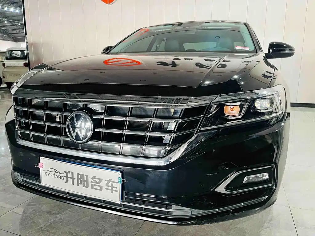 Volkswagen Passat 2023