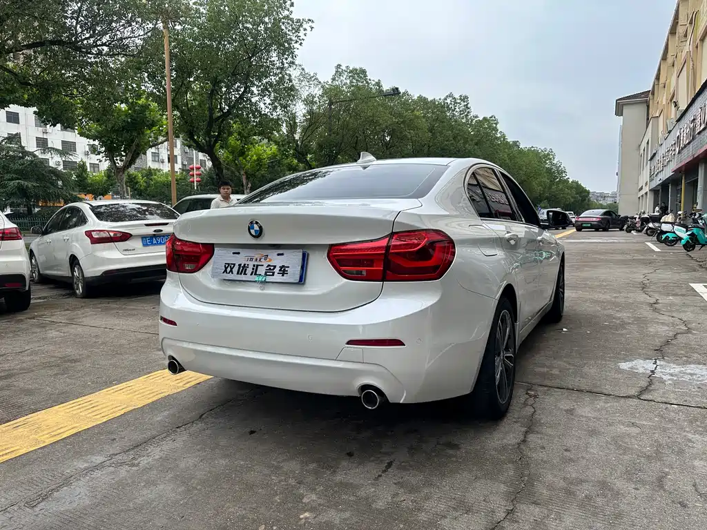 BMW 1 Series 2020