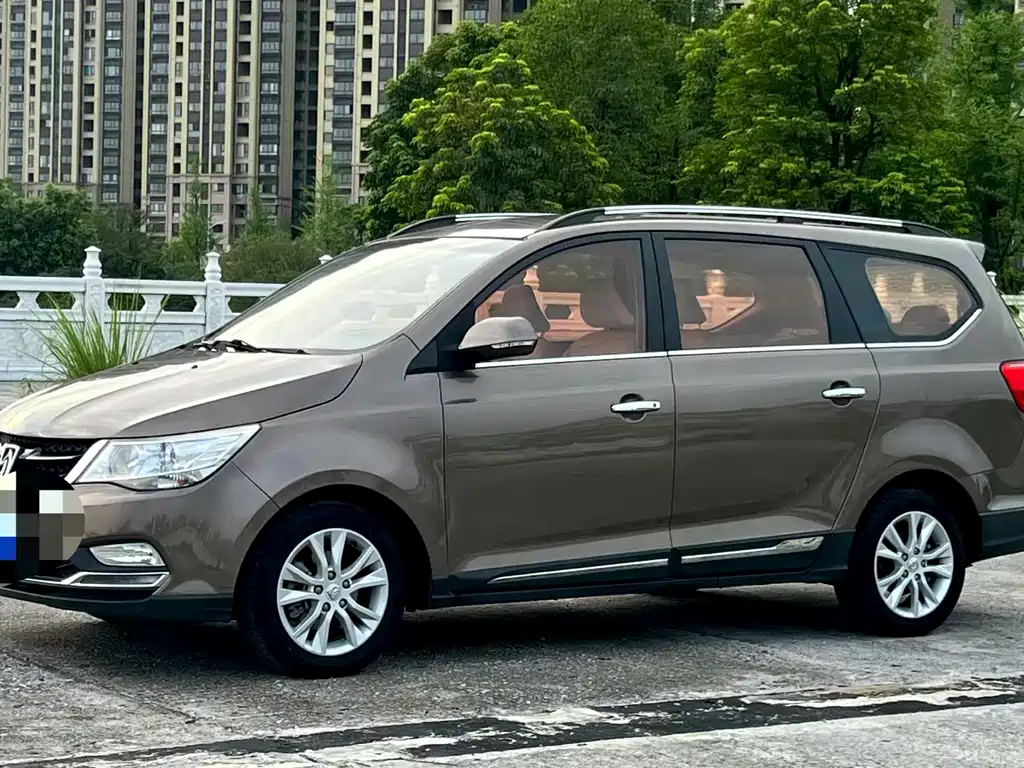 Baojun 730 2017
