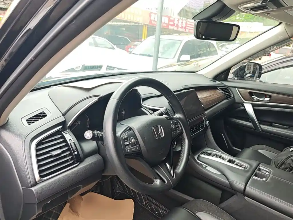 Honda Avancier 2017 — фото 10