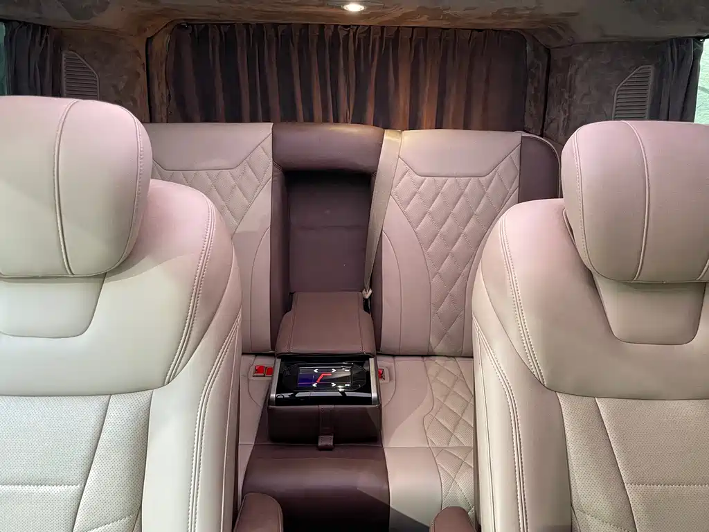 Ford Tourneo 2020 — фото 12