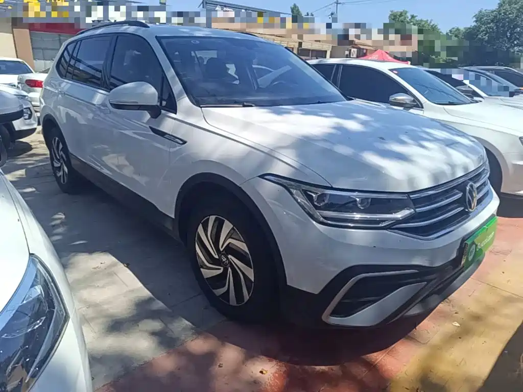 Volkswagen Tiguan L 2022 — фото 4