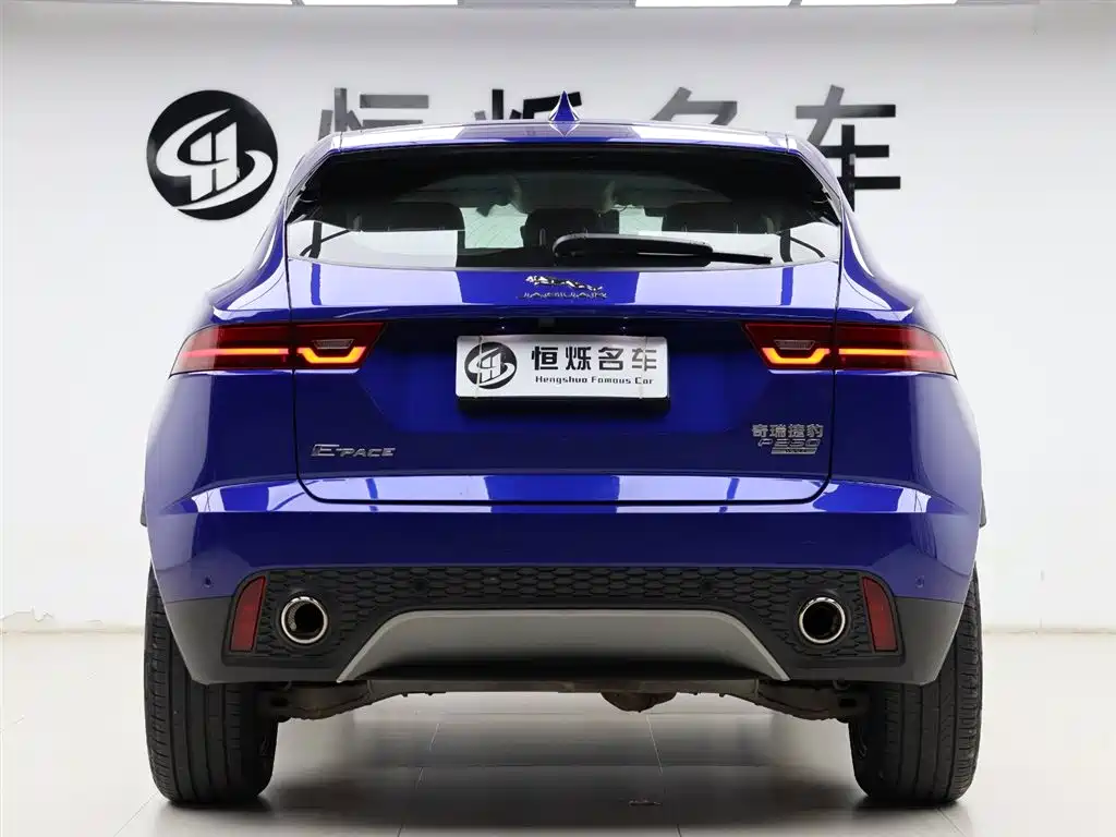 Jaguar E-PACE 2021 — фото 22