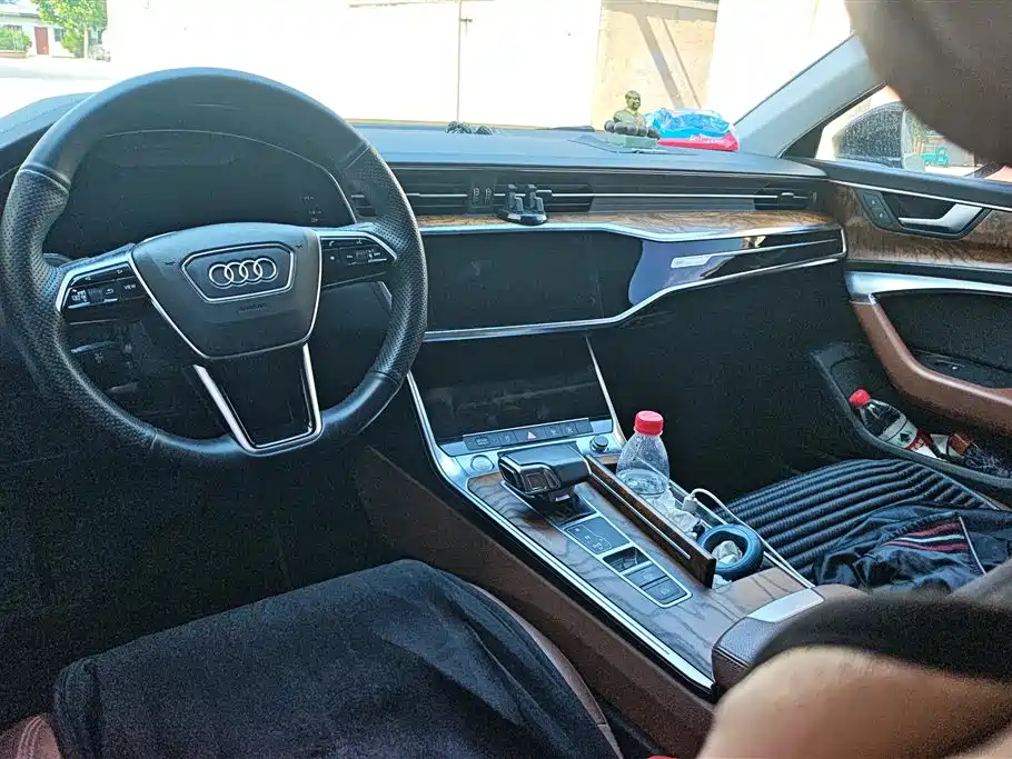 Audi A6L 2020 — фото 12