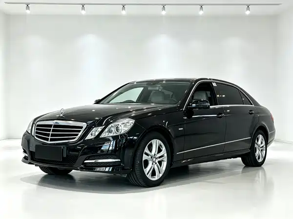 Mercedes-Benz E-Class 2012