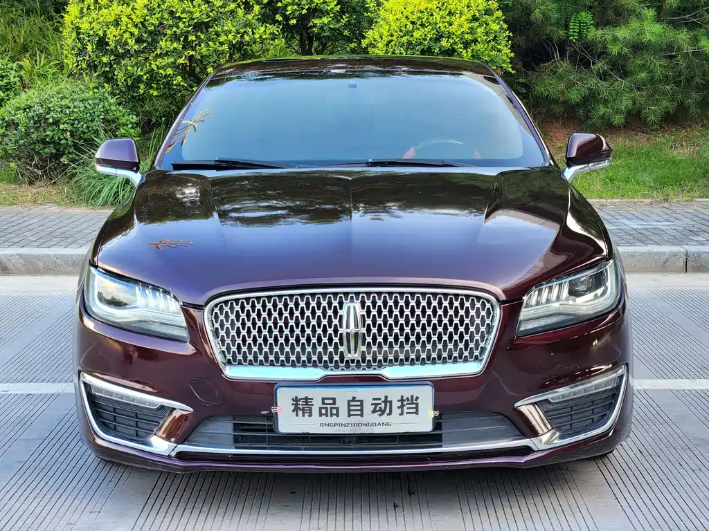 Lincoln MKZ 2017 — фото 1