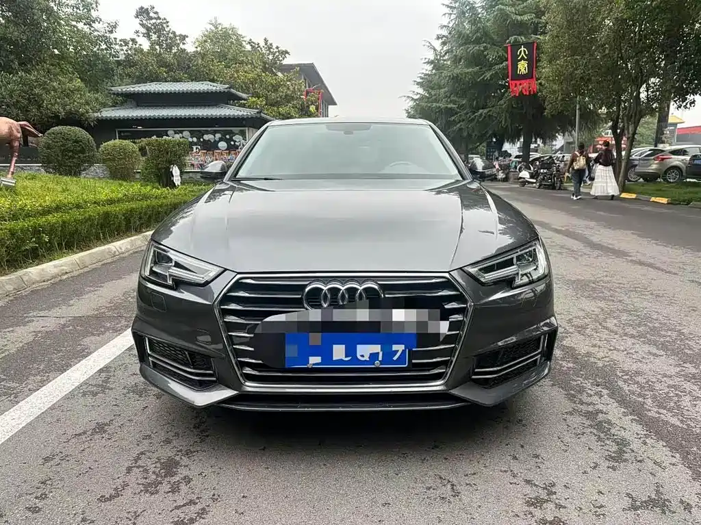 Audi A4L 2019 — фото 2