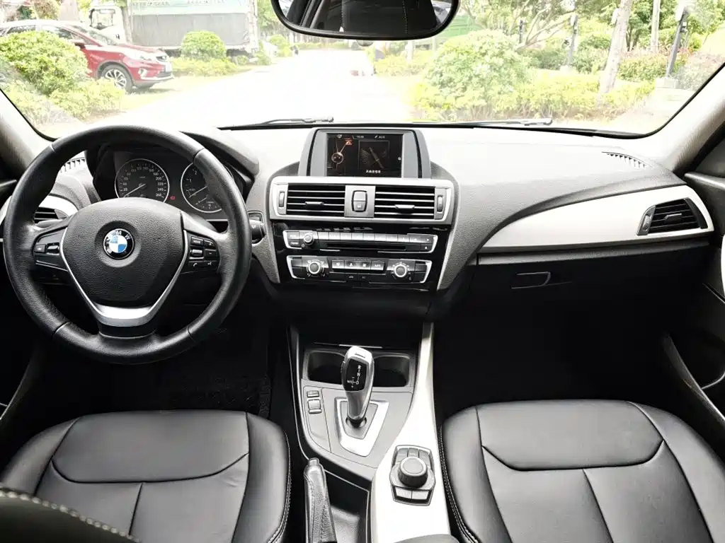 BMW 1 Series 2016 — фото 8