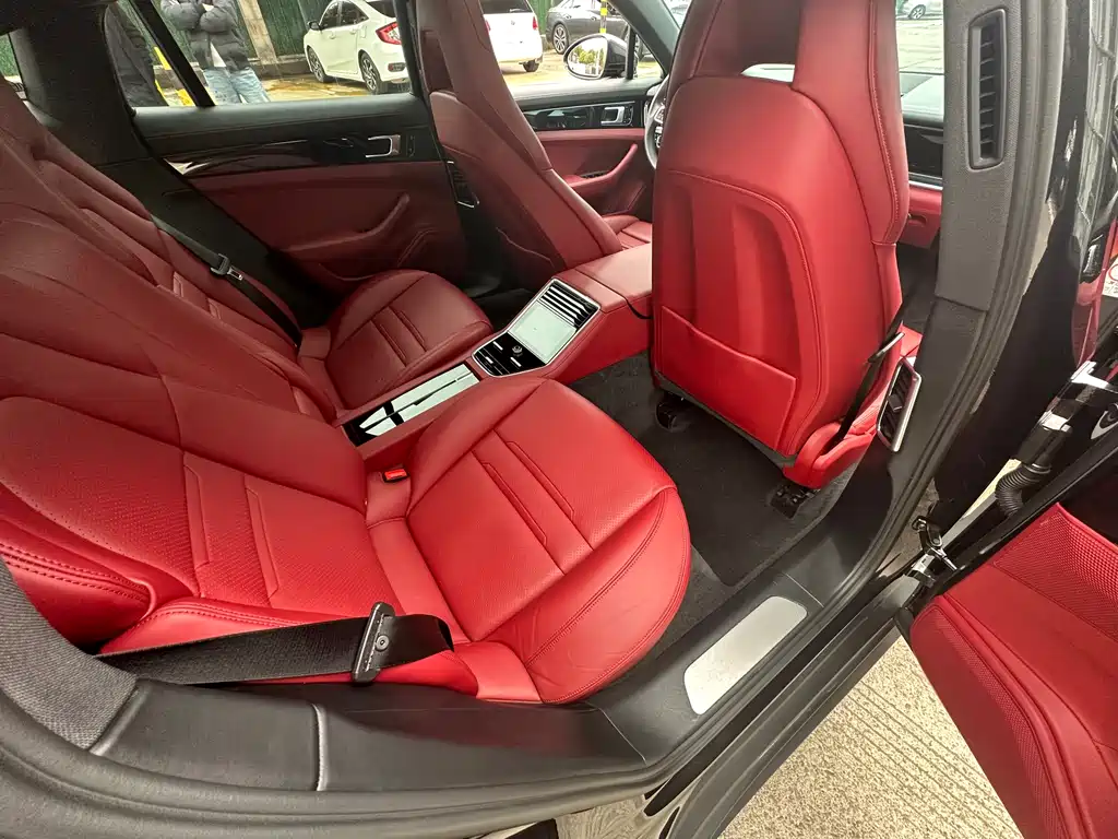 Porsche Panamera 2020 — фото 10