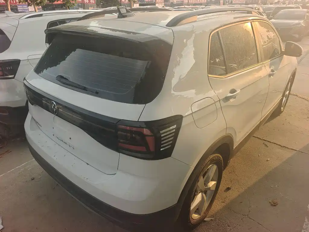 Volkswagen T-Cross 2023 — фото 11