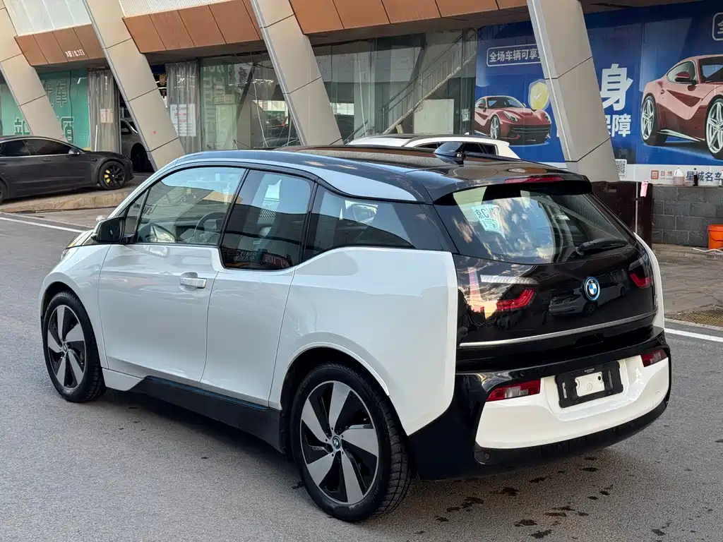 BMW i3 2019 — фото 6
