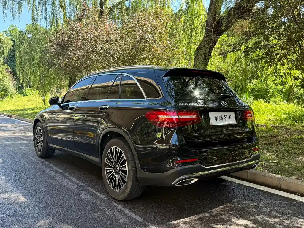 Mercedes-Benz GLC 2018 — фото 9
