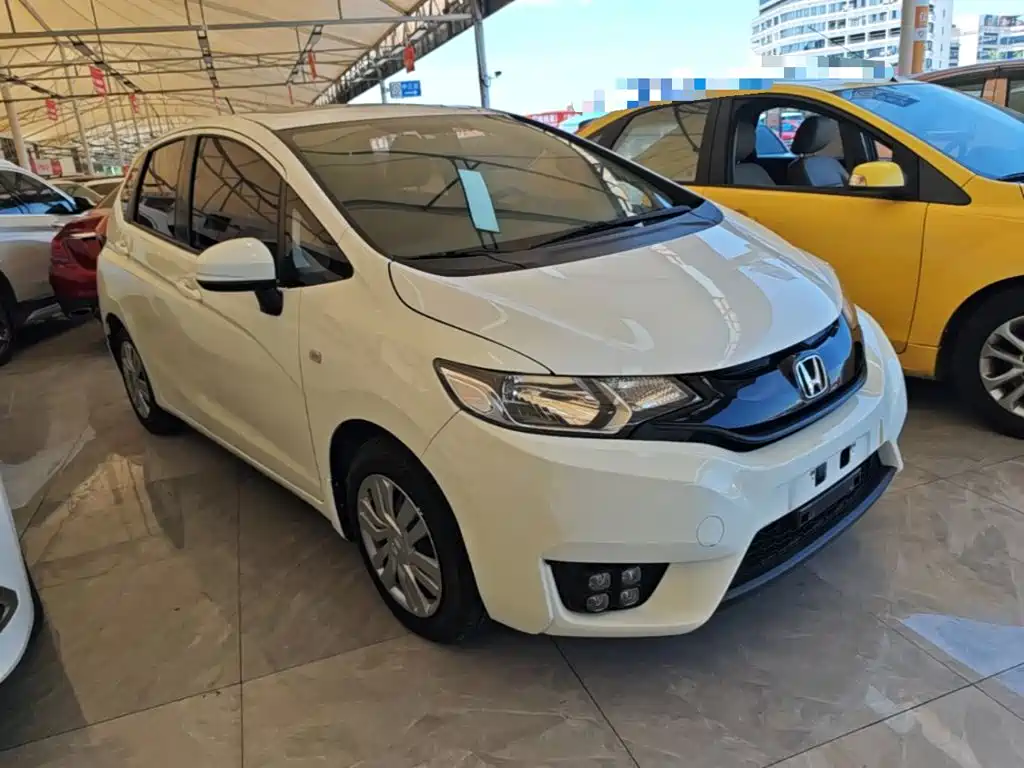 Honda Fit 2017 — фото 4