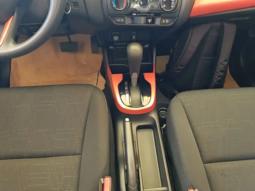 Honda Fit 2017 — фото 14