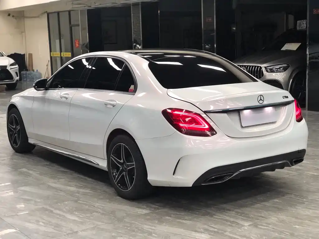 Mercedes-Benz C-Class 2020 — фото 4