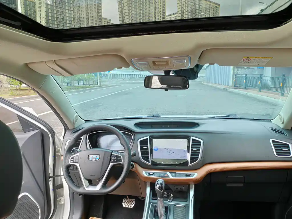 Geely Vision X6 2018 — фото 16