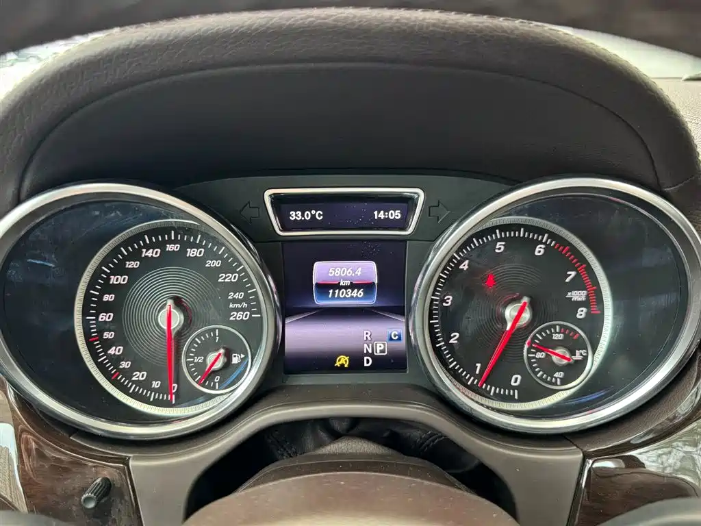 Mercedes-Benz GLS 2018 — фото 16