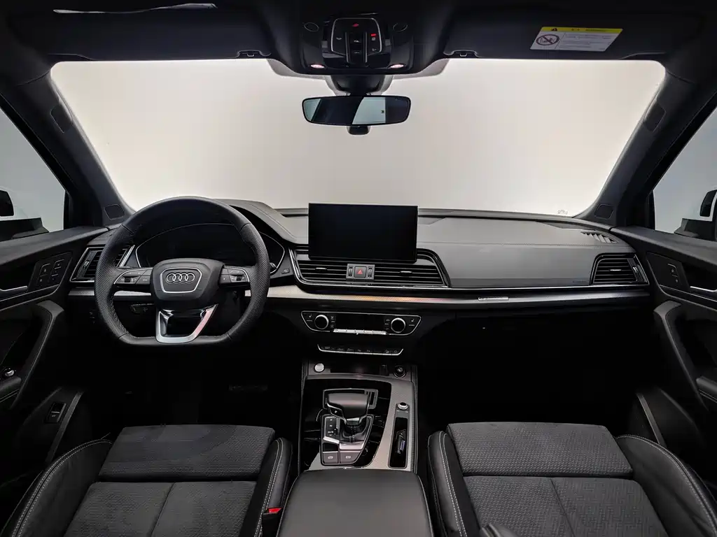 Audi Q5L Sportback 2022 — фото 13
