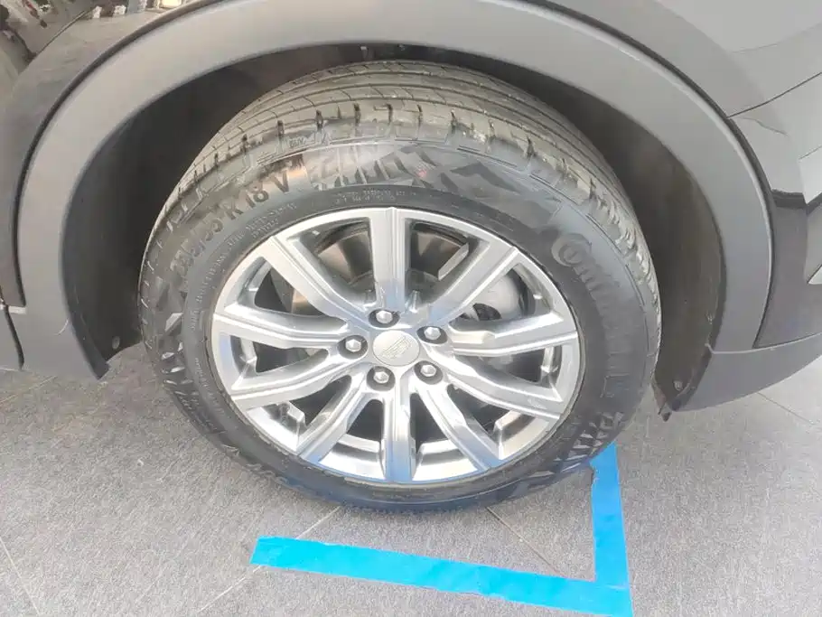 Cadillac XT4 2022 — фото 6