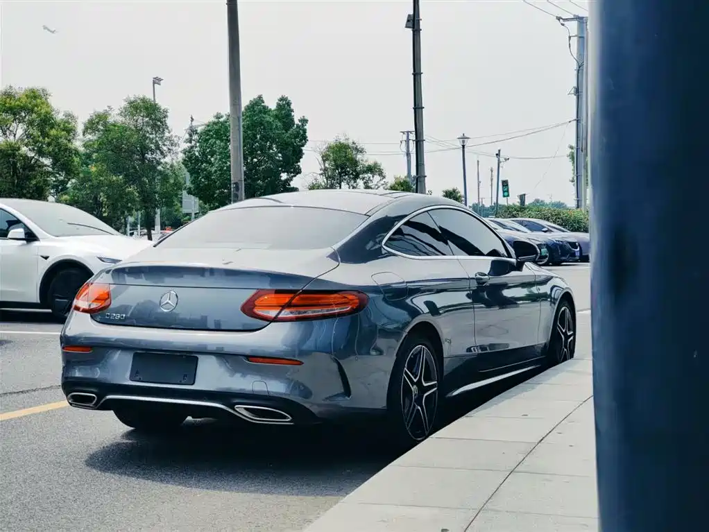 Mercedes-Benz C-Class 2020
