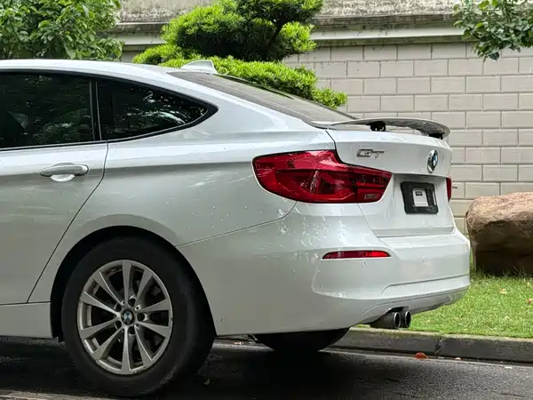 BMW 3 Series GT 2017
